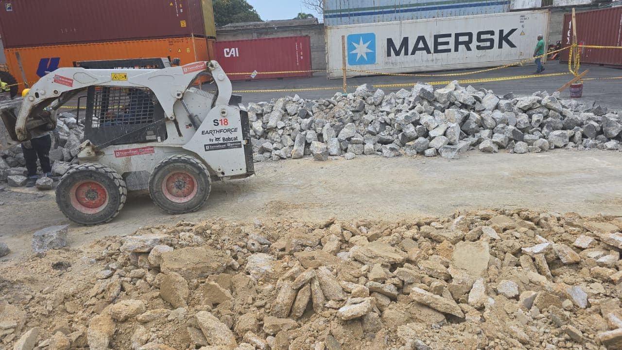 Demolición y Reconstrucción de Pavimento Rígido